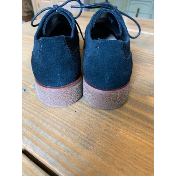 Women's Clarks black leather oxfords Size 8 - Picture 3 of 5